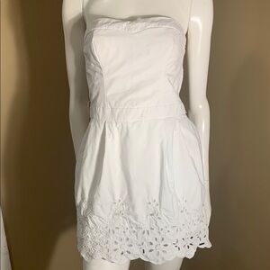 Hollister White Strapless Dress with Eyelet Hem Size M Junior
